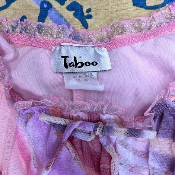 Vintage 90s patterned mesh dress with the lettuce trim and bow, by Taboo - Picture 7 of 10